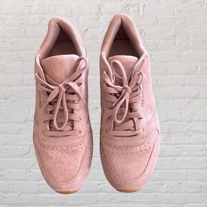 Reebok Classic Pink Suede Sneakers Casual Minimalist Design